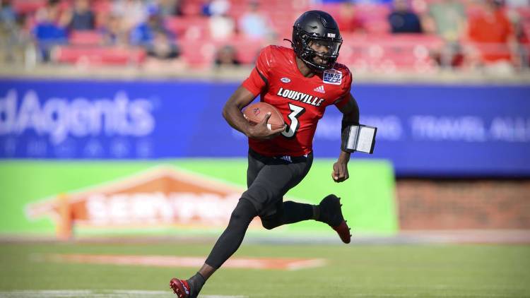 Best College Football Parlay Picks for Week 1 (Illinois, Louisville, & South Florida)