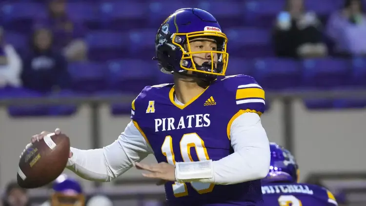 Birmingham Bowl: Coastal Carolina vs. East Carolina Betting Preview and Insights