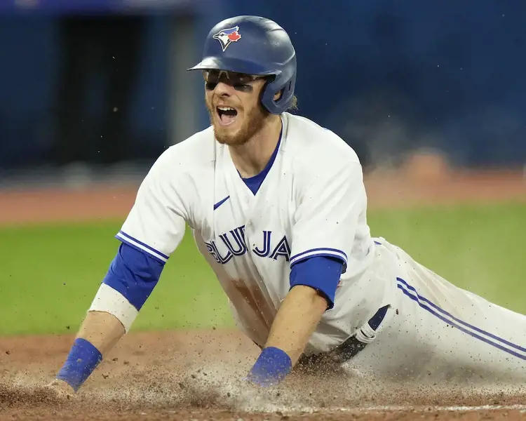 Blue Jays betting trends: Danny Jansen is turning heads