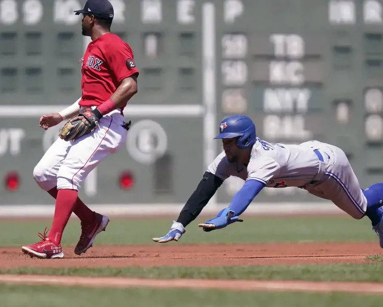 Blue Jays vs. Red Sox picks and odds: Bet on lots of offence at Fenway Park