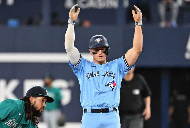 Blue Jays vs Red Sox Predictions, Odds & Player Props to Bet (May 1)