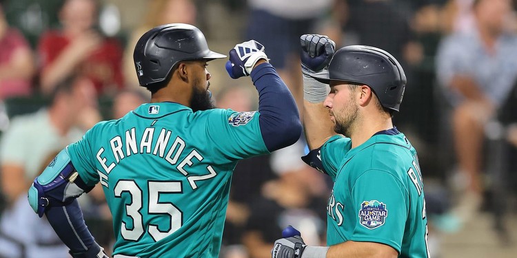 Cal Raleigh, Teoscar Hernández lead Mariners to seventh straight win