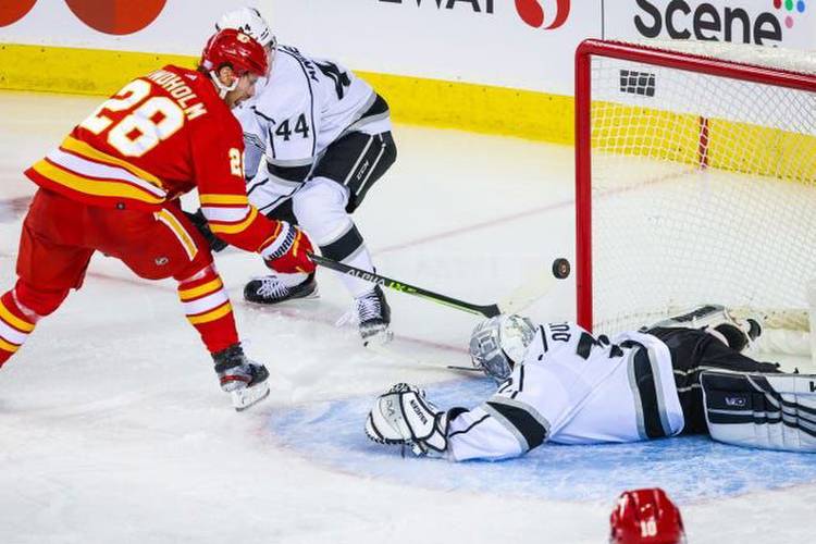 Calgary Flames at Philadelphia Flyers