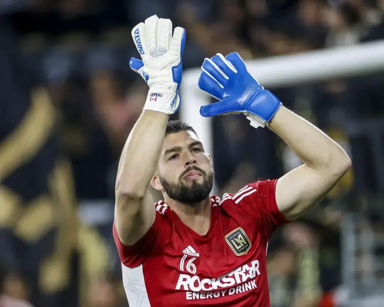 Canadian goalkeeper Maxime Crepeau undergoes surgery to repair fractured leg