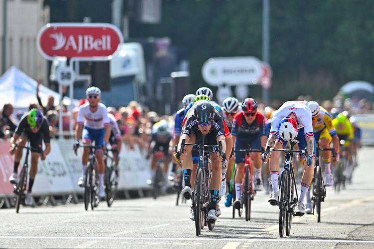 Cees Bol edges Jake Stewart in photo finish on Tour of Britain stage two