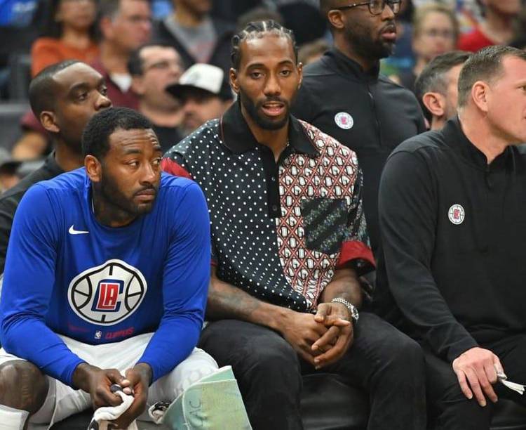 Clippers' Kawhi Leonard remains out due to knee discomfort