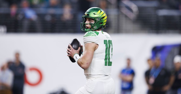 College football picks, Liberty vs. Oregon in Fiesta Bowl: Prediction, odds, spread, list of opt-outs, injuries