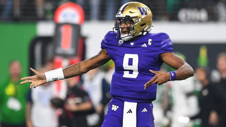 College football rankings: What Washington's win against Oregon means for Texas, Alabama ahead of final CFP rankings