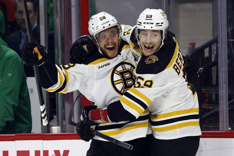 David Pastrnak (2 goals) leads shorthanded Bruins past Canes, 4-3 in shootout