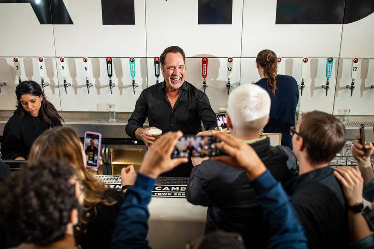 David Seaman opens Camden Town Brewery's World Cup fan zone