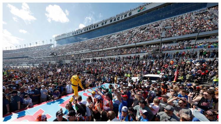 Daytona 500: Odds, Sleepers & Best Bets For NASCAR's Super Bowl