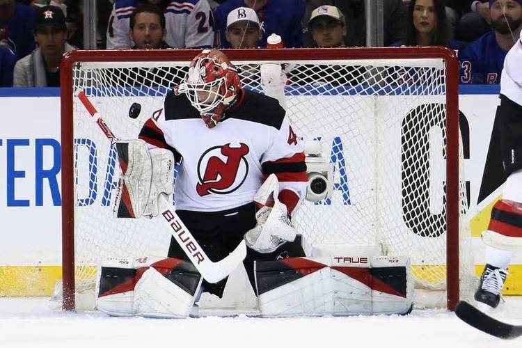 Devils vs. Rangers odds, prediction: Will goaltenders shine again in Game 4?