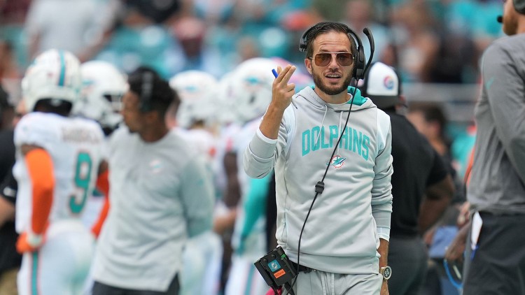 Dolphins' Mike McDaniel should've kicked; also, an idea for DraftKings