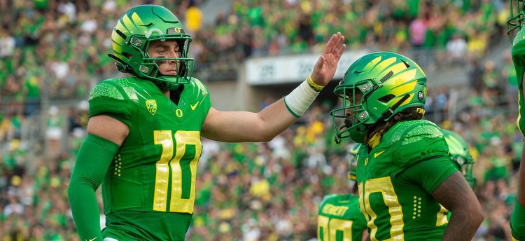 DraftKings promo code for Oregon vs. Stanford: $1,400 in bonuses, bet $5 get $200 on college football