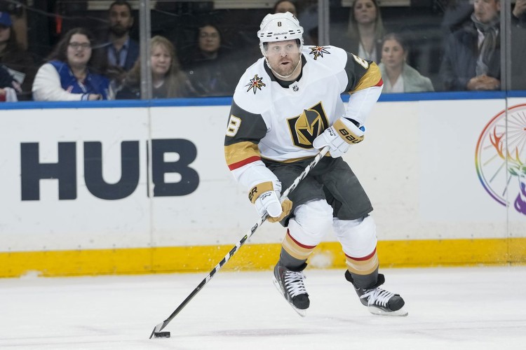 Ex-Bruins forward would end Ironman streak to continue career (report)