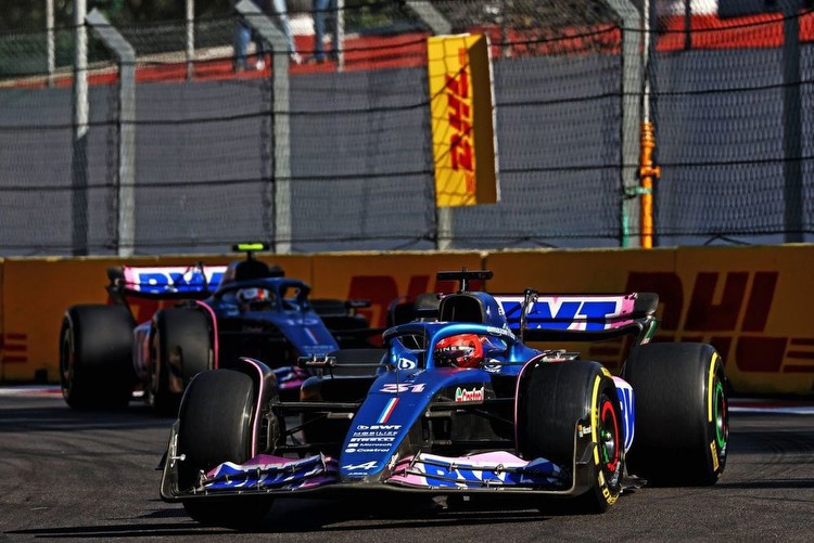 Esteban Ocon, Alpine A523, Pierre Gasly, Alpine A523