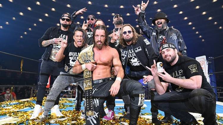 Female WWE Superstar tweets a bold message after seemingly being added to the Bullet Club