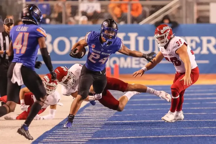 Fresno State vs Boise State Picks, Predictions & Odds