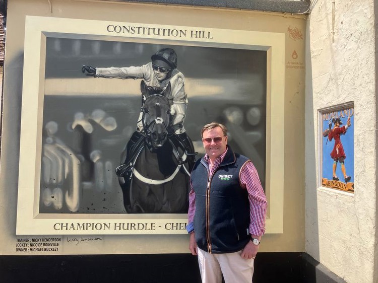 Henderson hails mural of jumps star Constitution Hill on Lambourn pub