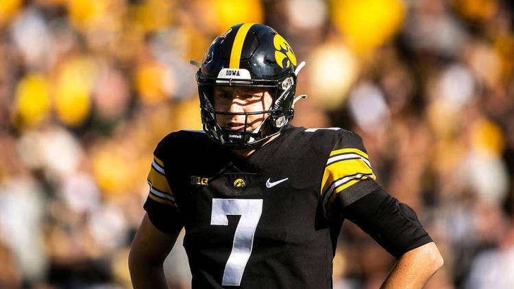 Iowa vs. Nevada prediction, odds, line: 2022 college football picks, Week 3 best bets from proven model