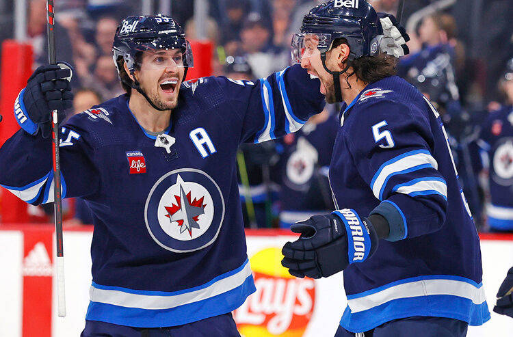 Jets vs Maple Leafs Picks, Predictions, and Odds Tonight