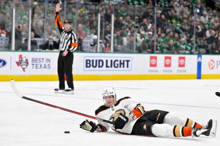 John Klingberg, the Ducks, and the can’t-miss arrangement that … badly missed