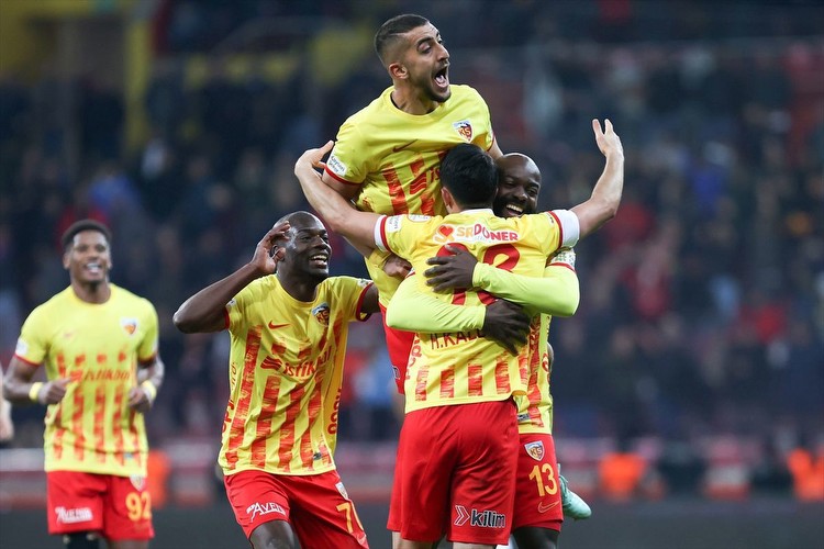 Kayserispor vs Fenerbahce Prediction, Betting Tips & Odds