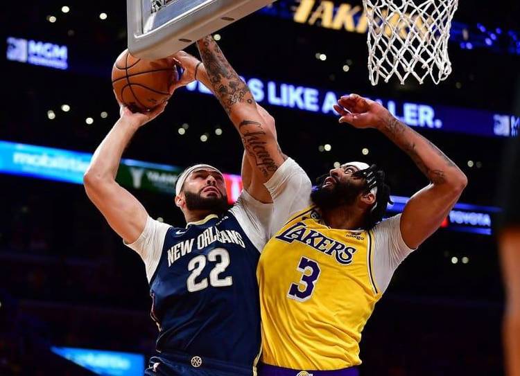 Lakers' Anthony Davis is questionable against Jazz on Friday