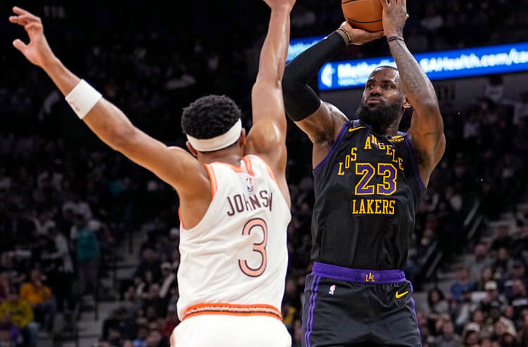 Lakers vs Timberwolves Picks, Predictions & Odds Tonight