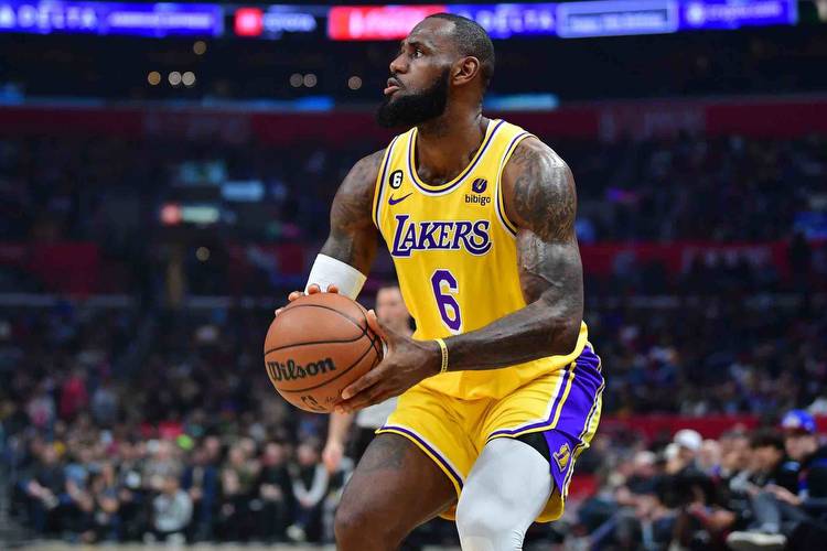 Lamar Odom says Lakers should trade LeBron James