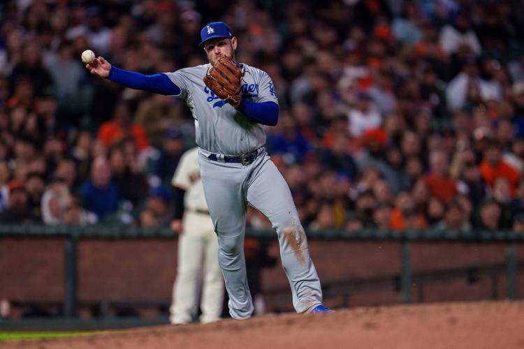 Los Angeles Dodgers vs San Diego Padres 8/7/22 MLB Picks, Predictions, Odds