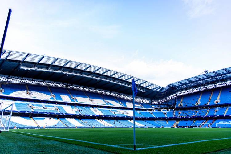 Manchester City v Manchester United: Get £30 in free bets on the derby with Betfair