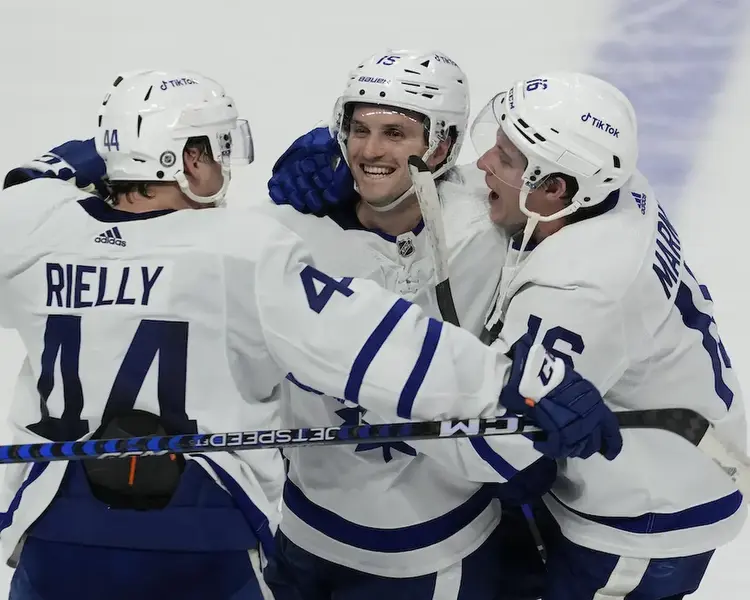 Maple Leafs vs. Hurricanes picks and odds: Bet Toronto to win