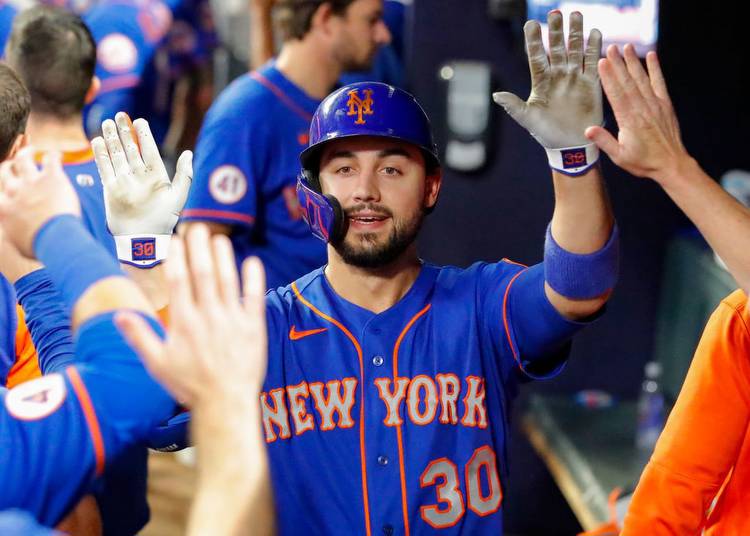 Mets may reunite with ex-outfielder, report says