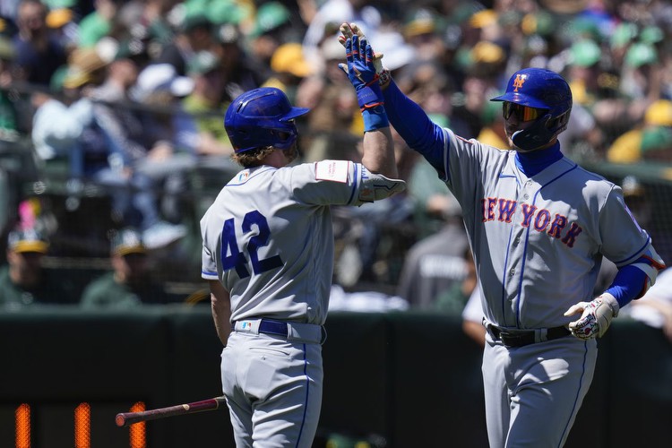 Mets vs. Dodgers predictions, picks, lines & odds for tonight, 4/18