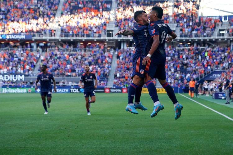 MLS Week 18 Odds, Picks & Parlays