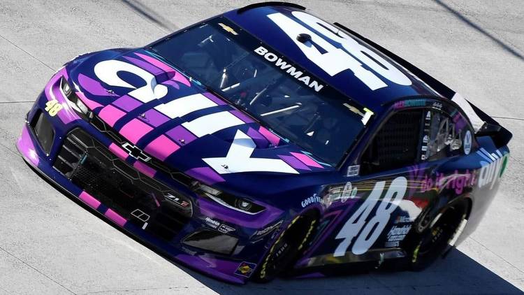 NASCAR Las Vegas 2022 odds, race predictions: Surprising Pennzoil 400 picks by model that hit Larson's wins