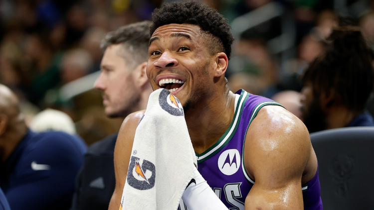 NBA MVP race: Oddsmakers treating Giannis Antetokounmpo like the clear No. 3 and it's not really clear why