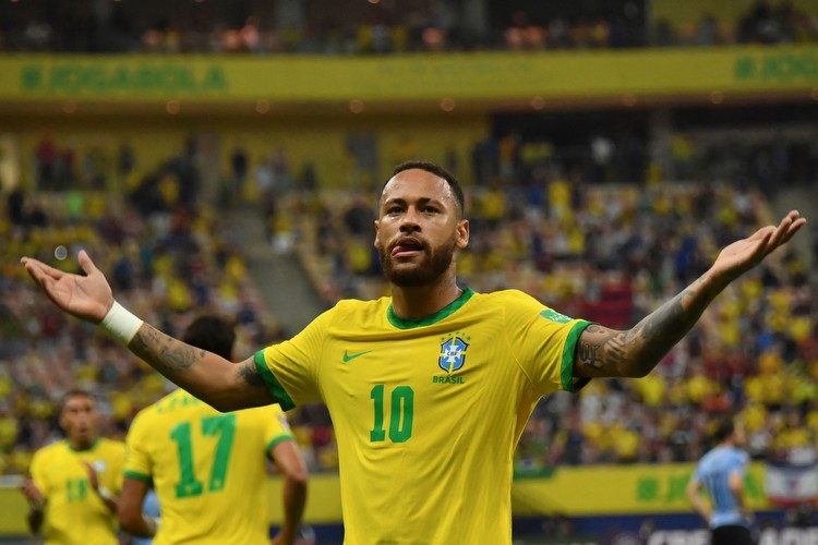 Neymar will surpass Pelé as Brazil's top scorer, but this is at odds with the disagreement between FIFA and CBF.