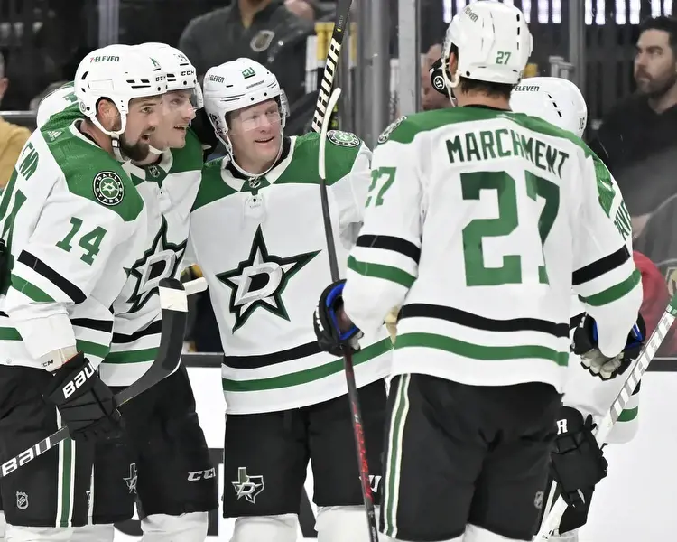 NHL parlay picks March 1: Back the Stars and Caps