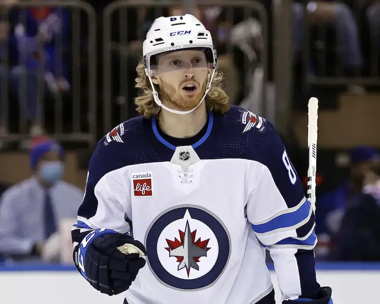 NHL playoff parlay picks April 27: Bet on Jets’ Connor