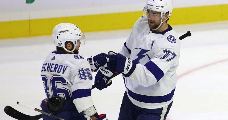 NHL prop picks Nov. 6: Bet on Lightning's Hedman against Maple Leafs