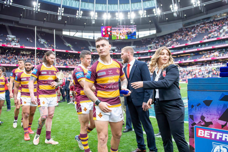 "NRL War" could open door for Super League clubs to poach stars as Huddersfield Giants man's move delayed