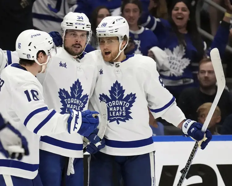 Panthers vs. Maple Leafs prop bets, Game 2: Bet on Matthews to perform on the power play