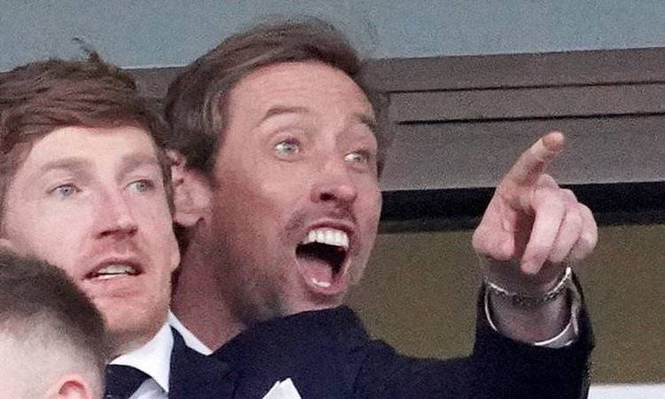 Peter Crouch delighted as his 9-1 bet Good Time Jonny romps to victory