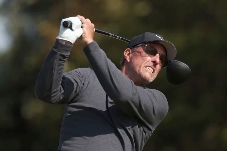 Phil Mickelson’s greatest (latest) sin wasn’t gambling, book claims. It was silence.