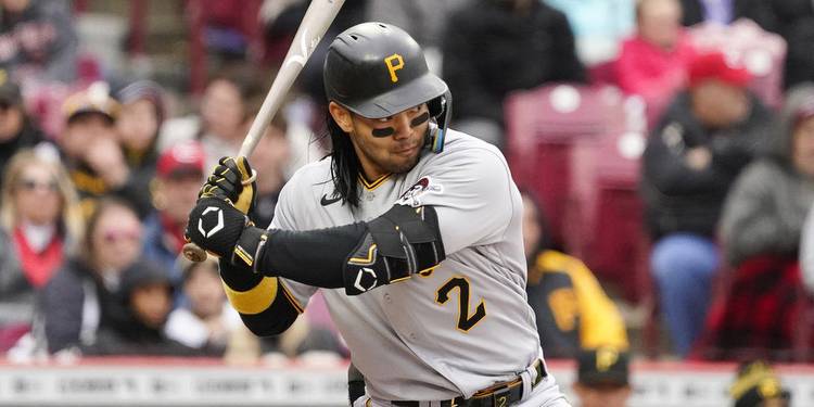 Pirates vs. Cardinals: Odds, spread, over/under