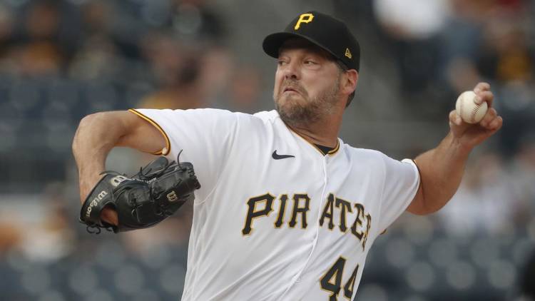 Pirates vs. Giants prediction and odds for Memorial Day (Bet OVER)