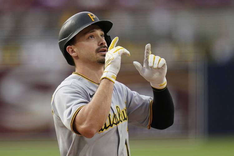 Pirates vs. Padres prediction, betting odds for MLB on Saturday