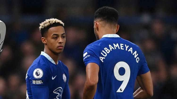 Premier League hits and misses: Pierre Emerick-Aubameyang substitution a show of strength from Graham Potter?